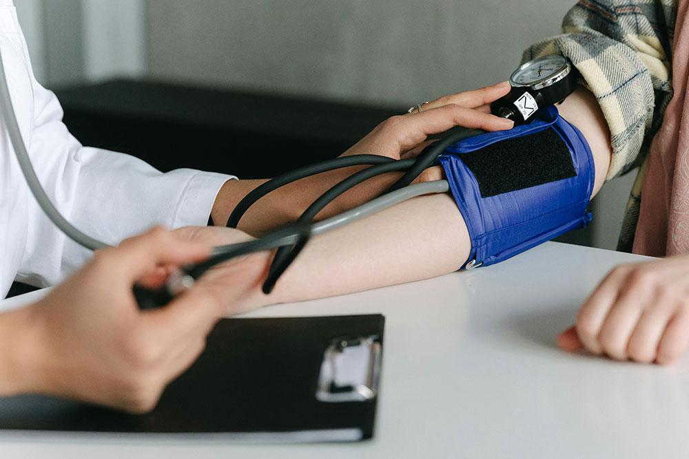 Hipertensión arterial: qué es, por qué es silenciosa y cómo el control regular cambia el pronóstico cardiovascular